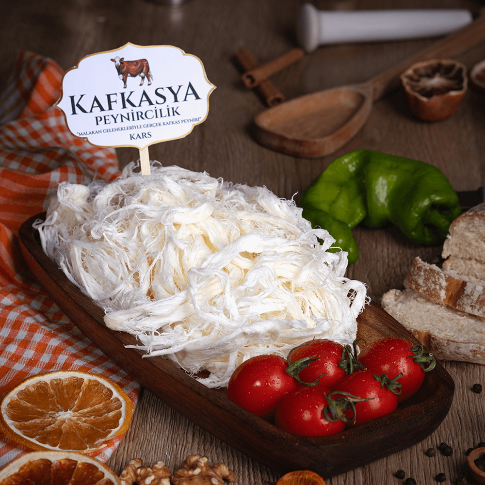 BEYAZ ÇEÇİL PEYNİRİ 1KG