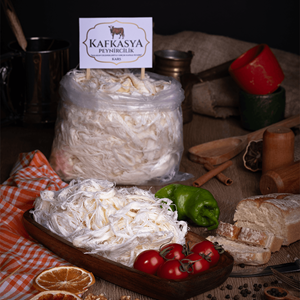 BEYAZ ÇEÇİL PEYNİRİ 1KG
